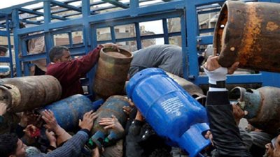 ضبط 33 أسطوانة بوتاجاز قبل بيعها بالسوق السوداء بأسيوط