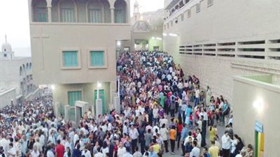 منفلوط ودرنكة.. تراقبان التأجج الطائفى