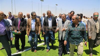 بالصور.. تفاصيل زيارة وزير الرياضة لمحافظة الإسماعيلية.. خالد عبدالعزيز يعلن تطوير 111 ملعبا.. يتعهد بزيادة معدل إنجاز الفرع الاجتماعي.. وافتتاح 3 ملاعب بمركز شباب فايد بتكلفة 3 ملايين جنيه