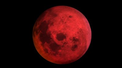 خبير بالبحوث الفلكية يكشف سر تحول لون القمر في الخسوف للأحمر