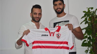 فرجاني ساسي يوقع 3 مواسم للزمالك