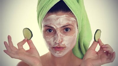 طرق تنظيف كل أنواع البشرة طوال الصيف