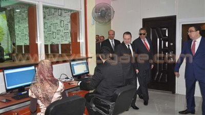 بالصور.. محافظ الجيزة يفتتح نيابة مرور الهرم