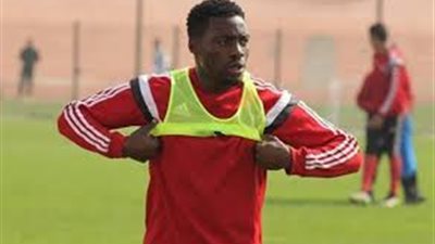 «إيفونا» يواصل الغياب عن مران الأهلي الجماعى