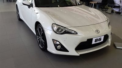 «تويوتا» تصميم 3 سيارات رياضية