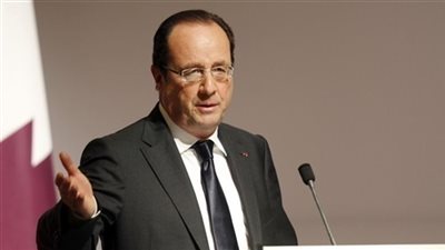 «أولاند» يتعهد بالقبض على قاتلى الصحفيين الفرنسيين في مالى