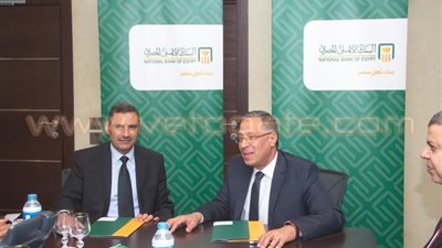 البنك الأهلي و«ناصر الاجتماعي» يوقعان بروتوكولا لتفعيل نظم الدفع