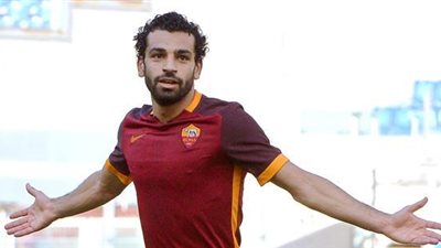 رئيس نادي روما يتدخل لحل أزمة محمد صلاح
