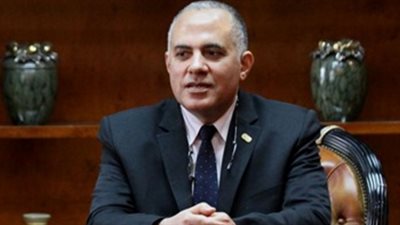وزير الري: إنشاء 15 رأس حجرية لحماية منطقة مصب مصرف الغربية