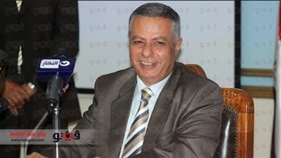 المعلمون في انتظار مفاجآت المالية والتعليم حول الأجور