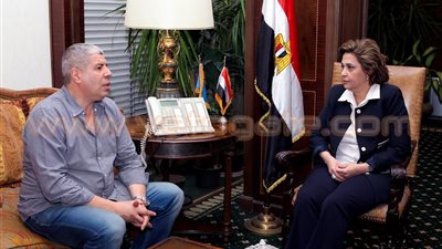 بالصور.. صفاء حجازي تستقبل «شوبير» في مكتبها