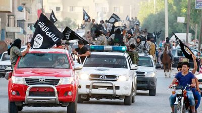 استطلاع رأي: واحد من خمسة سوريين يرون «داعش» بإيجابية