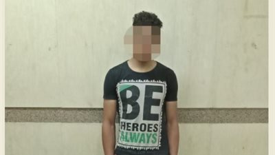 ضبط عاطل سرق محتويات شقة ربة منزل في المعصرة