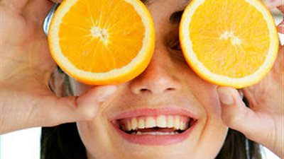 ماسكات «البرتقال» لنعومة وترطيب البشرة