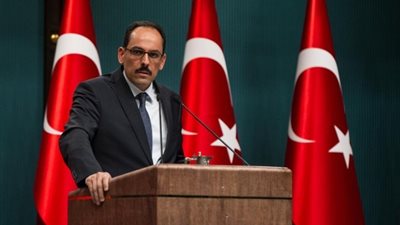 الرئاسة التركية تتودد لأمريكا بعد التهديد بفرض عقوبات