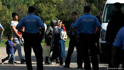 واشنطن بوست: اتجاه المهاجرين لكرواتيا يعكس غياب التنسيق بين دول أوربا