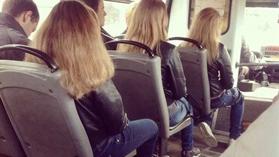 بالصور.. أب يثبت السفر عبر الزمن بصورة لابنه