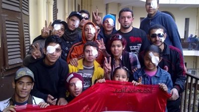 مصابو الثورة يهددون بمقاطعة الاستفتاء