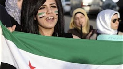 من يجرى وراء الزواج بسورية لاجئة.. رجل يجرى وراء غريزته