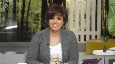 بالفيديو..مذيعة «cbc»: لو حد عملي فستان من الورد هتجوزه