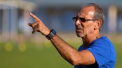 فييرا: الباب مفتوح لرحيل أي لاعب لا يرغب في البقاء بسموحة