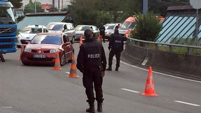 سيدة أرادت منع زوجها من السفر وراء البلاغ الكاذب بمطار جنيف