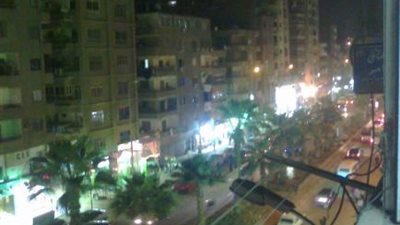 إعادة فتح طريق فيصل عقب إخلاء المنازل المجاورة للعقار المنهار