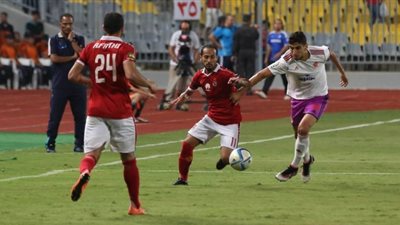 الأهلي يفشل في فك حصار الوداد بعد 30 دقيقة