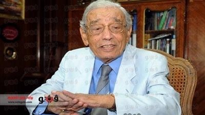 بطرس غالي يدعو المصريين للاستفتاء على الدستور بـ