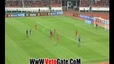 بالفيديو.. وليد سليمان يهدد مرمى الوداد بتسديدة قوية