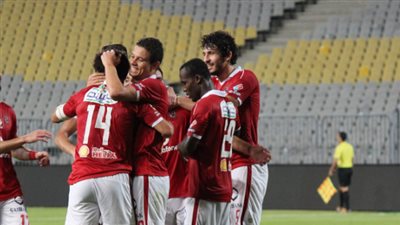 رأسية ربيعة تفك حصار الوداد وتضع الأهلي بالمقدمة بعد 60 دقيقة