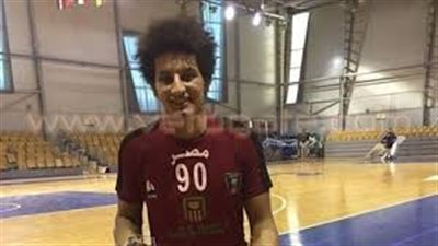 علي زين يصل الإمارات للانضمام لفريق الشارقة