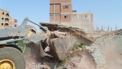 بالصور.. «الجيزة» تستعيد 10 أفدنة مخصصة لمحطة مياه شرب بمنشأة القناطر