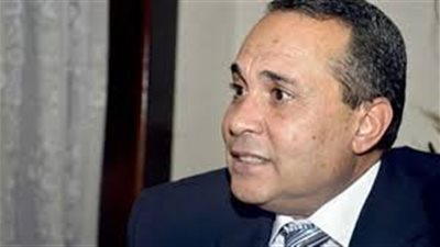 إيقاف مدير مدرسة بالإسماعيلية عن العمل لعدم تسليمه الكتب للطلاب