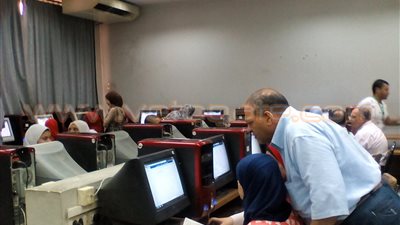 بالصور.. 8 معامل للتنسيق الإلكتروني بـ«آداب عين شمس»