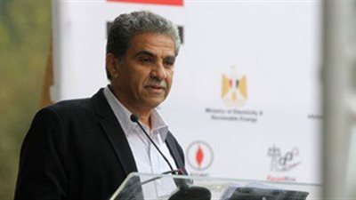 وزير البيئة يعلن تعيين أفراد أمن على أكوام القمامة لمنع حرقها