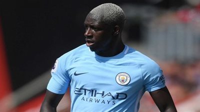 ميندي يقطع إجازته للانضمام لتدريبات مانشستر سيتي