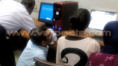 أمين جامعة «عين شمس» يتفقد معامل التنسيق