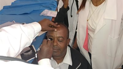 وفد مصري يتولى تدريب الأطباء في إريتريا (صور)