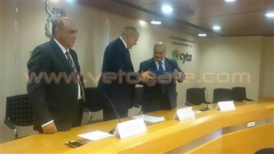 بالصور.. توقيع بروتوكول تعاون بين الغرفة التجارية بالبحيرة والقبرصية