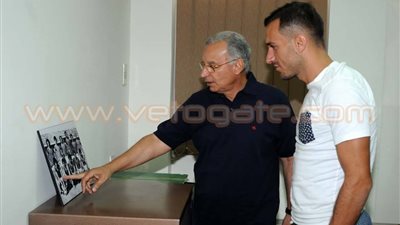 بالصور.. زيزو يستقبل معلول بمكتبه ويمنحه روشتة النجاح مع الأهلي