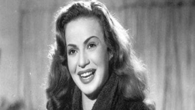 هند رستم تكتب: كرامتي فوق الدنيا