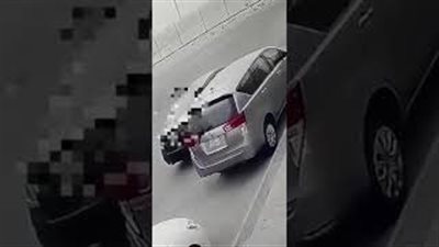 نهاية مروعة لشاب أشعل النيران في سيارة بالسعودية (فيديو)