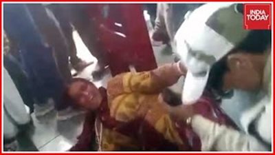 بالفيديو.. الاعتداء على مسلمتين هنديتين متهمتين ببيع لحوم البقر