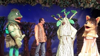 «الوحش الأخضر» ثاني أيام العيد بـ«البالون»