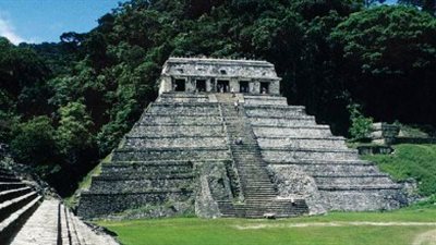 بالصور.. علماء آثار يكتشفون بوابة «العالم الآخر»