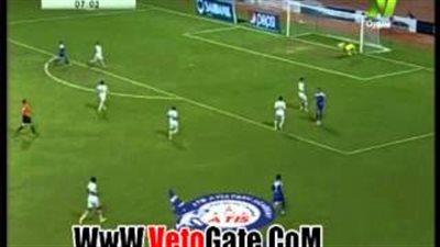 بالفيديو.. «جنش» يتصدى لتسديدة «العجيزي» الصاروخية