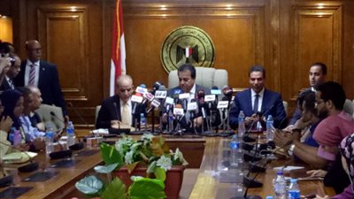 وزير التعليم العالي يعلن نتيجة المرحلة الثانية للتنسيق.. ٣٥٢٣ طالبا تخلفوا عن التسجيل.. فتح باب الإغتراب الخميس.. 50% الحد الأدنى بالمرحلة الثالثة.. ويكشف الأماكن الشاغرة بالكليات