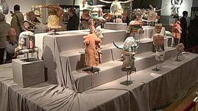 دار مزادات تتمسك بإجراء مزاد خاص حول مقتنيات أمريكية