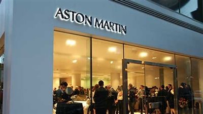 أستون مارتن تطلق سيارة بمحرك وسطي